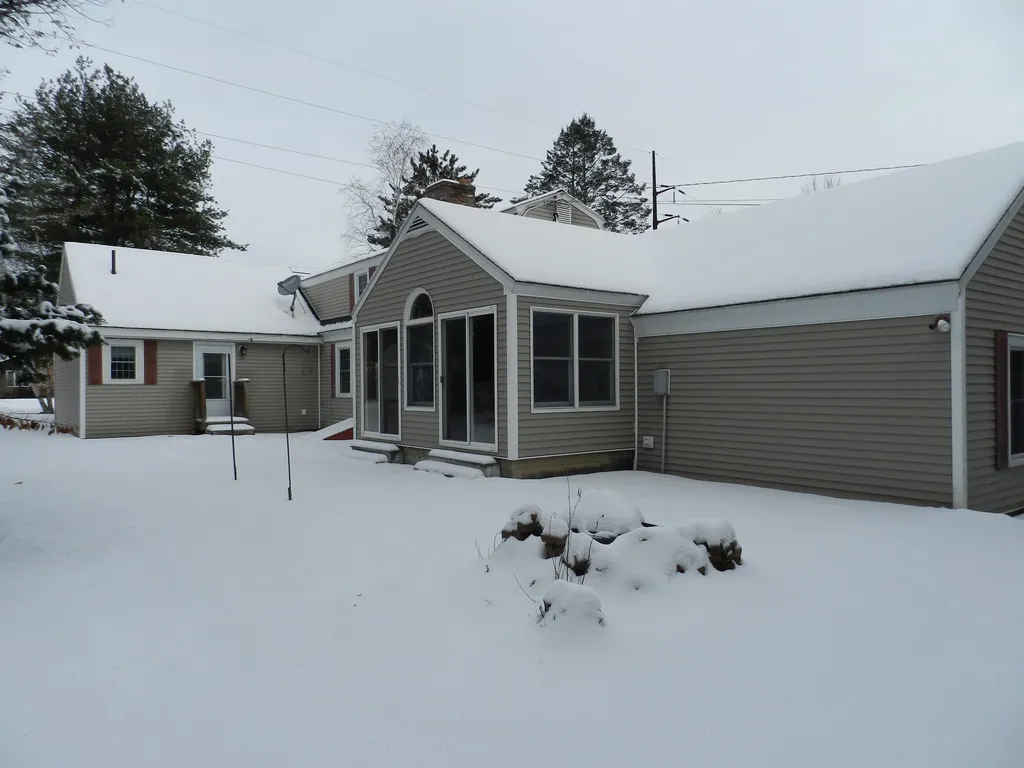 52 Patton Street Rochester NH 03867