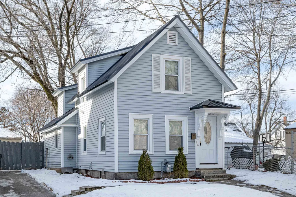 36 Ashland Street Manchester NH 03104