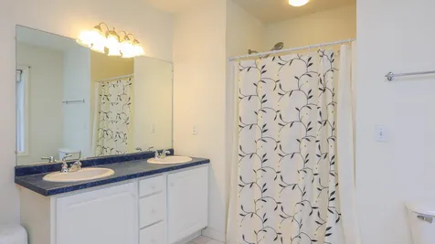 16 White Oak Drive Nashua NH 03063