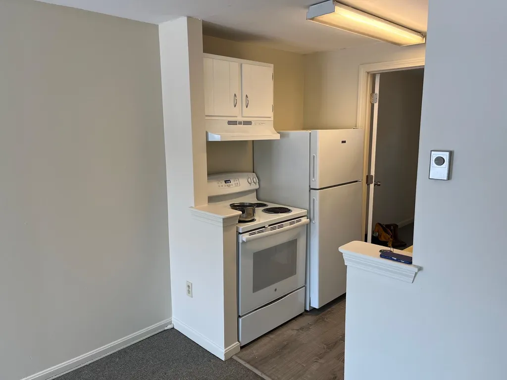 93 Henry Law Avenue Dover NH 03820