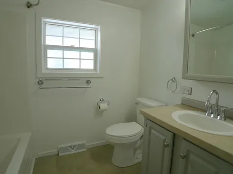 8 Michael Avenue Exeter NH 03833
