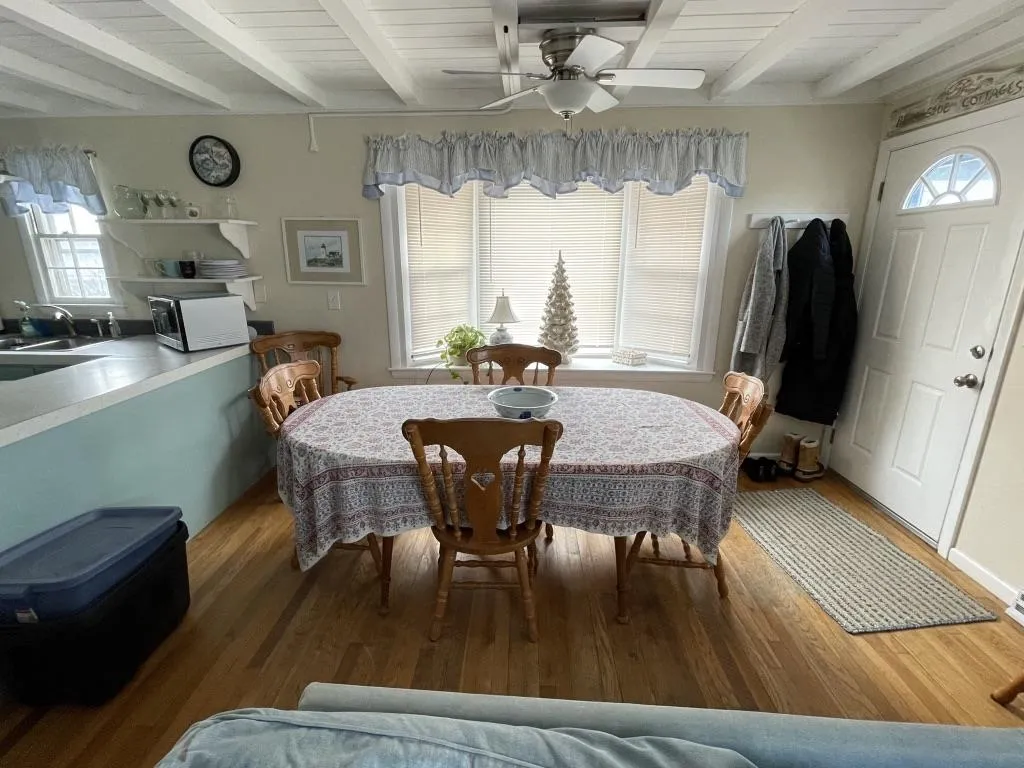 25 Harris Avenue Hampton NH 03842