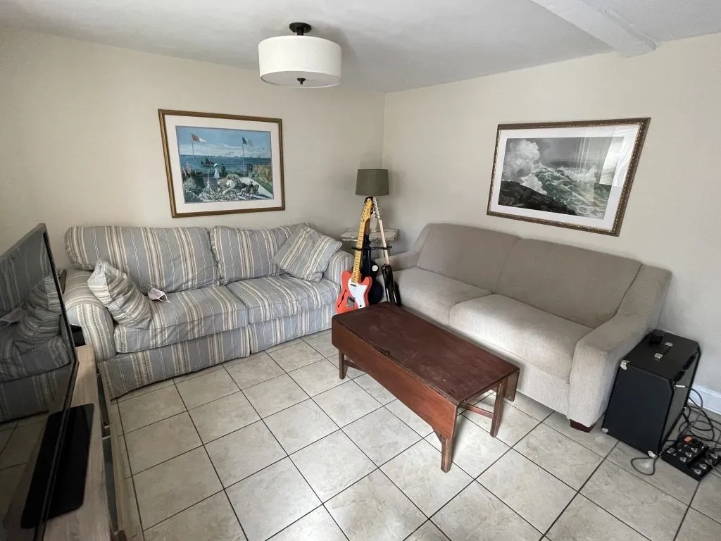 25 Harris Avenue Hampton NH 03842
