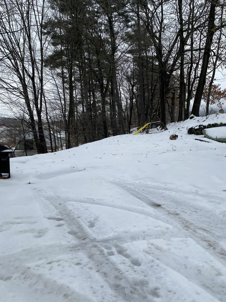 122 Mulberry Street Claremont NH 03743