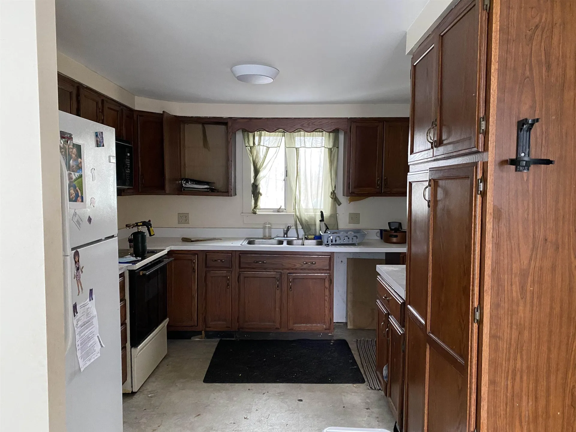 122 Mulberry Street Claremont NH 03743