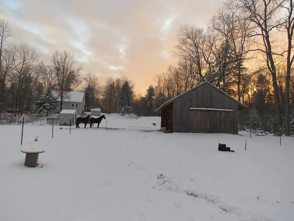 77 South Road Fremont NH 03044