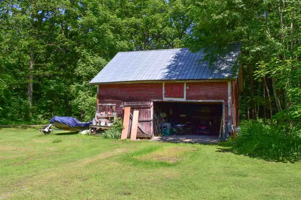 1912 W Shore Road Salisbury VT 05769