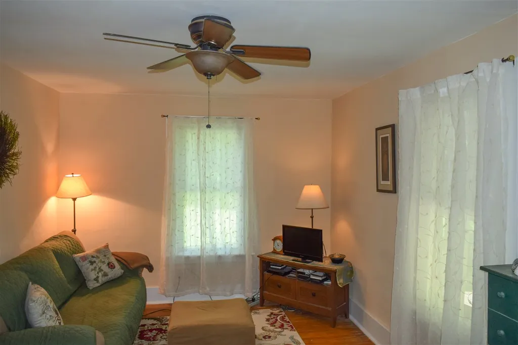 1912 W Shore Road Salisbury VT 05769