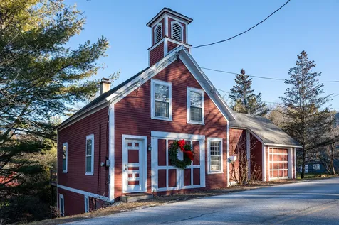 2452 Middletown Road Londonderry VT 05148