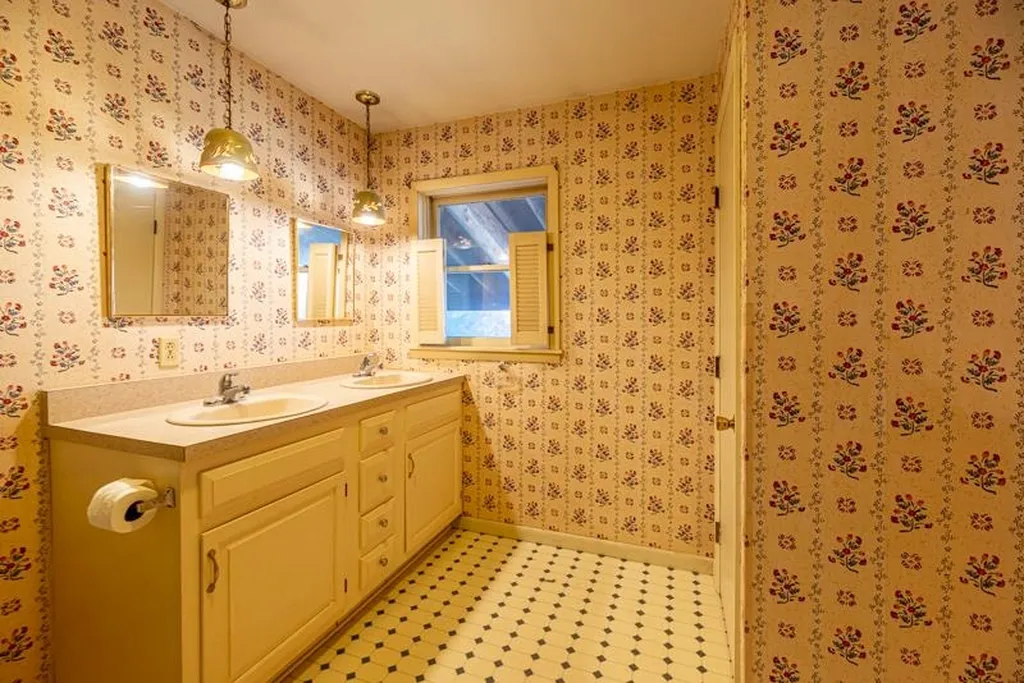 1435 Maple Hill Road Arlington VT 05250