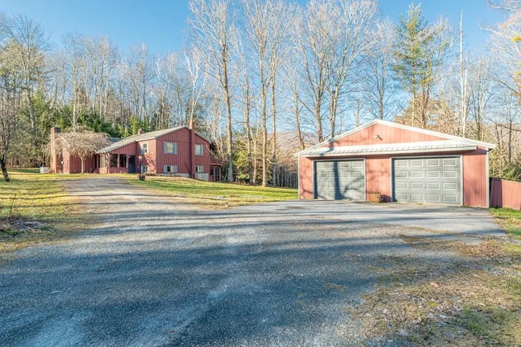 1435 Maple Hill Road Arlington VT 05250