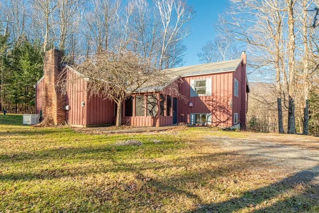 1435 Maple Hill Road Arlington VT 05250