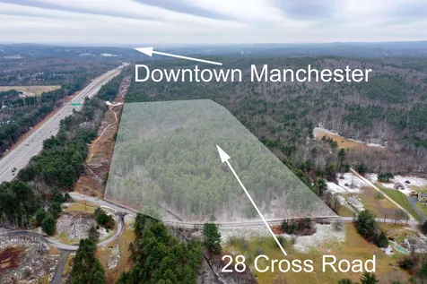 28 Cross Road Hooksett NH 03106