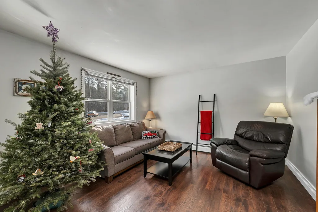 11 Russet Drive Pittsfield NH 03263
