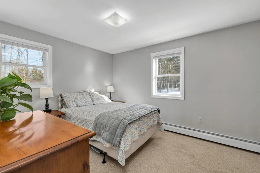 11 Russet Drive Pittsfield NH 03263
