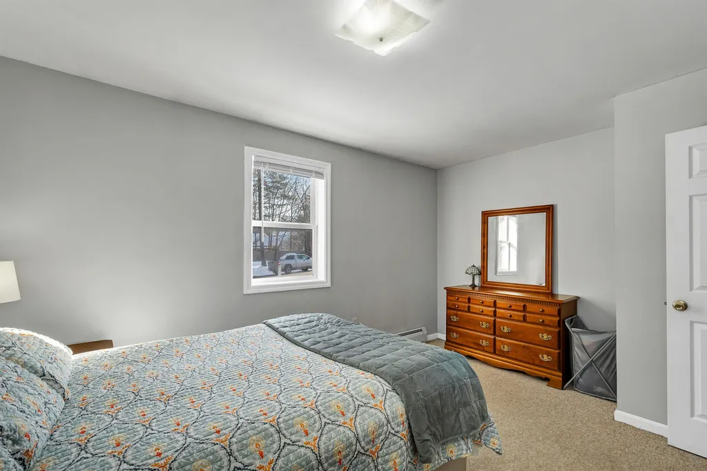 11 Russet Drive Pittsfield NH 03263