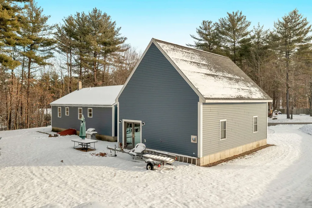 11 Russet Drive Pittsfield NH 03263