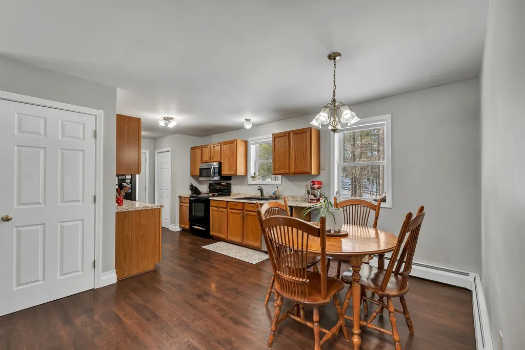 11 Russet Drive Pittsfield NH 03263
