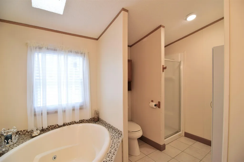 645 Lockehaven Road Enfield NH 03748