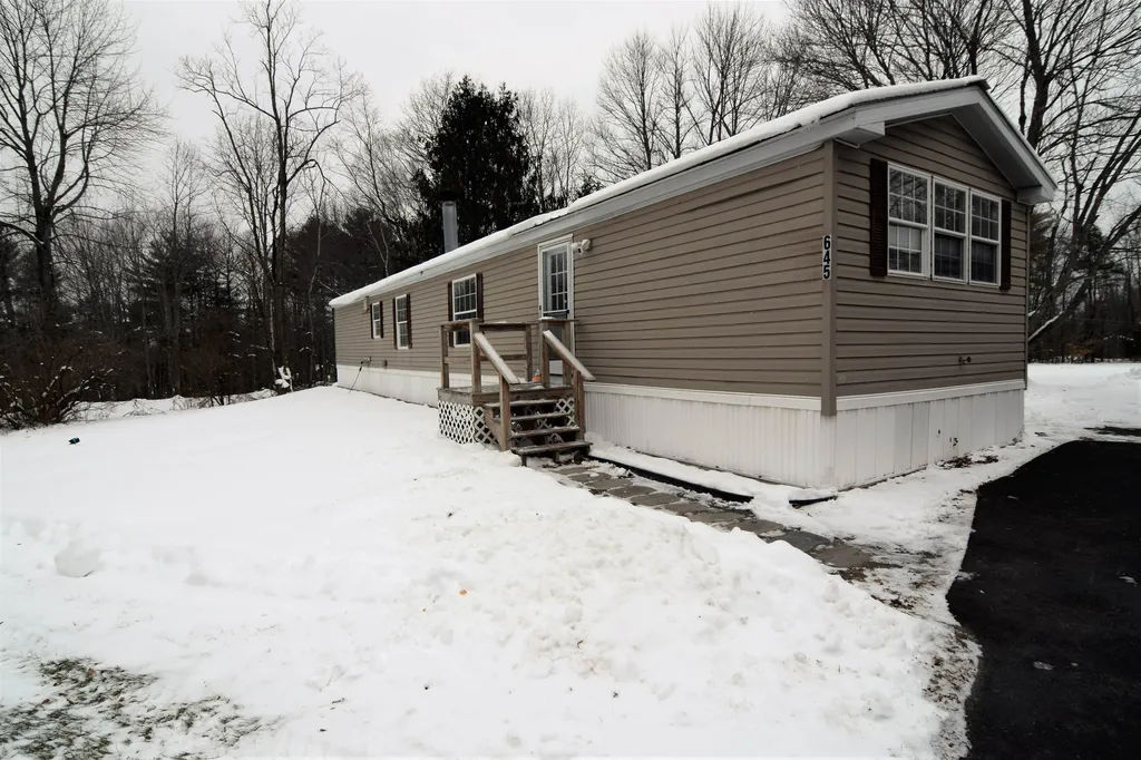 645 Lockehaven Road Enfield NH 03748