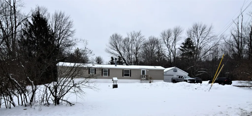 645 Lockehaven Road Enfield NH 03748