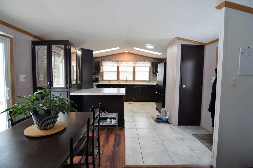 645 Lockehaven Road Enfield NH 03748