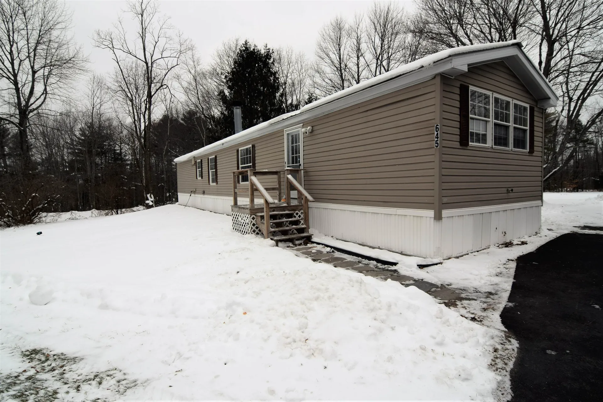 645 Lockehaven Road Enfield NH 03748