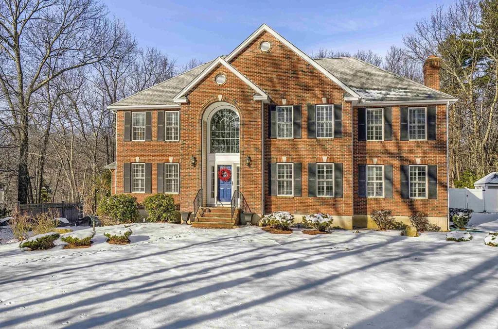 4 Glenwood Road Windham NH 03087