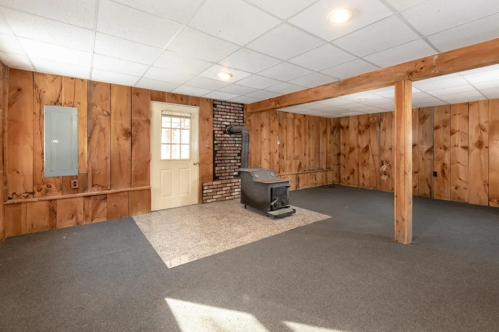 12 Rosewood Drive Bow NH 03304