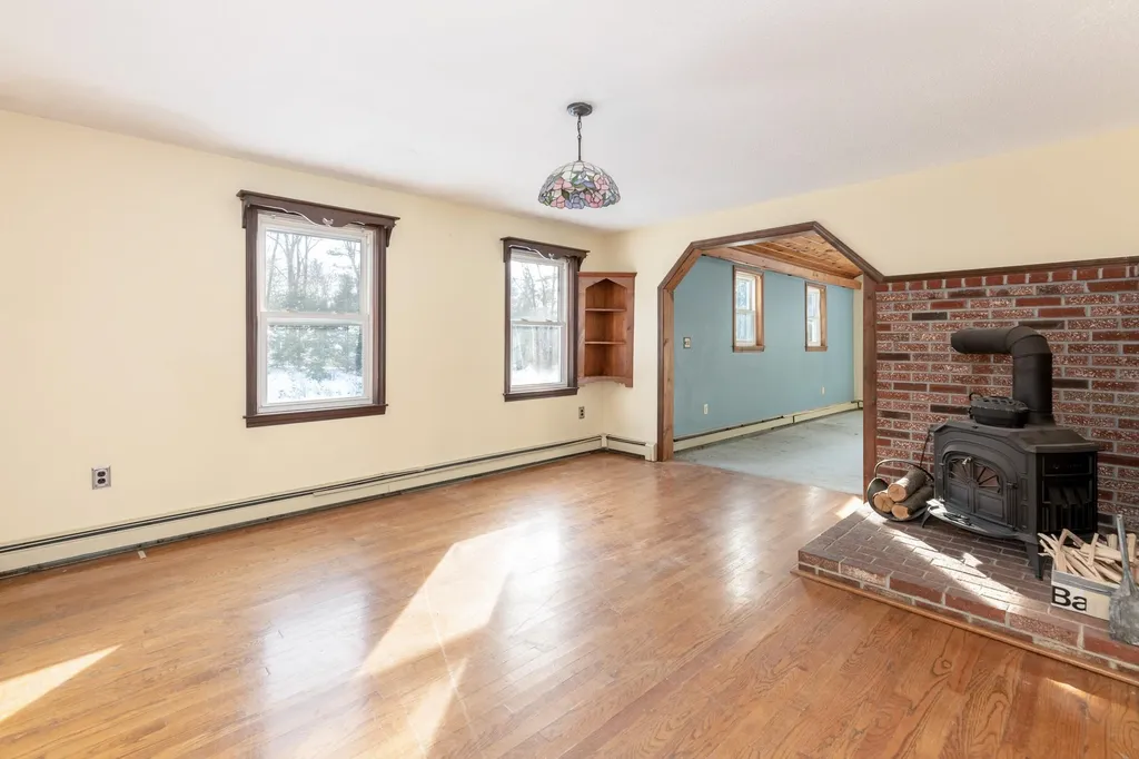12 Rosewood Drive Bow NH 03304
