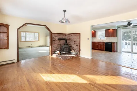 12 Rosewood Drive Bow NH 03304