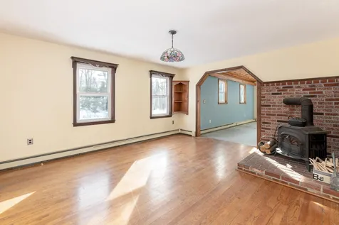 12 Rosewood Drive Bow NH 03304