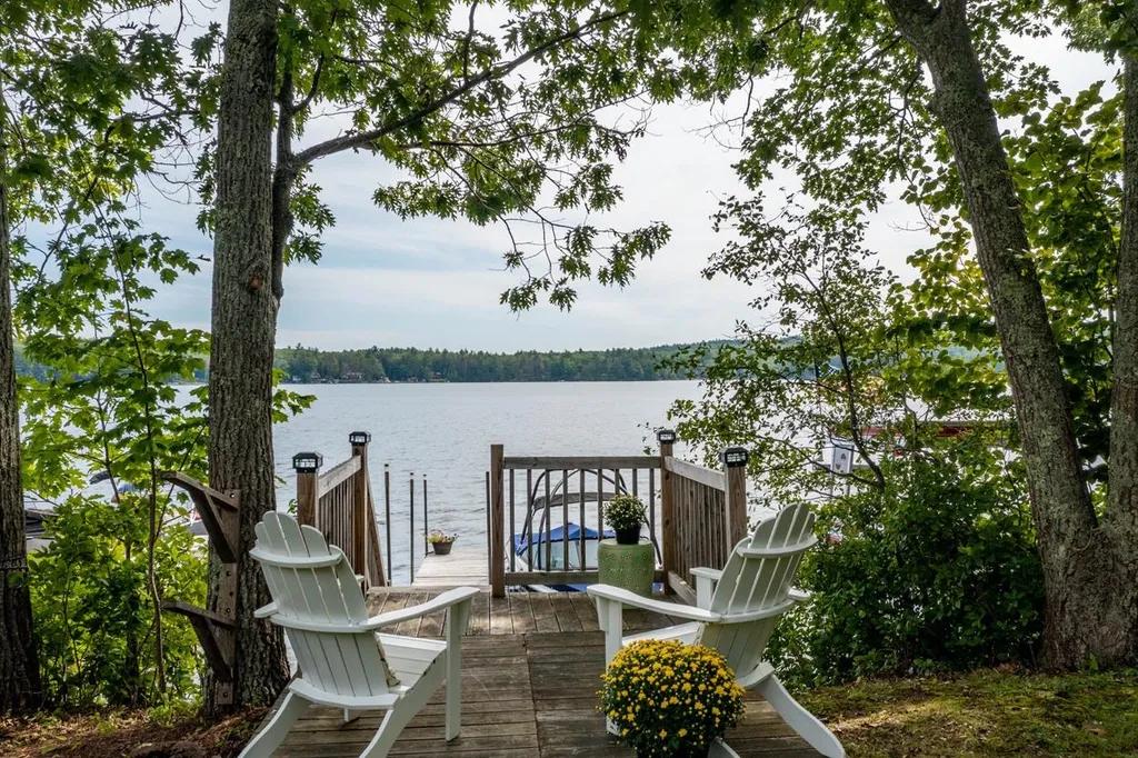 10 Scott Lane Deerfield NH 03037