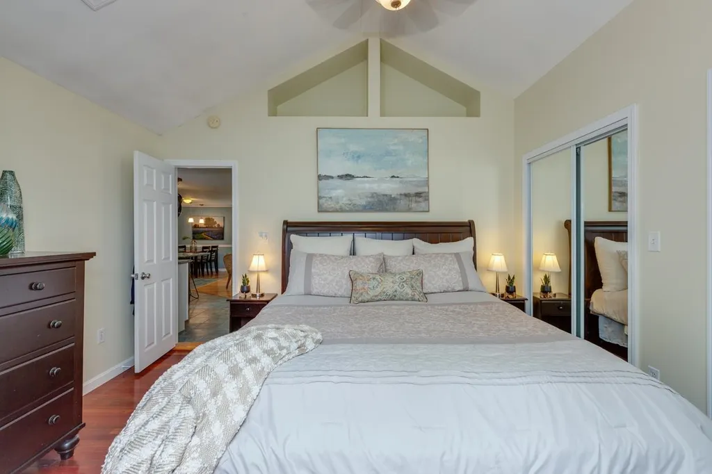 10 Scott Lane Deerfield NH 03037