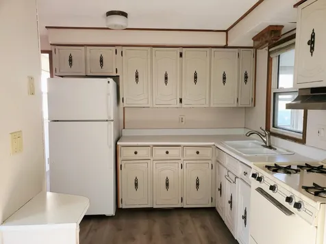 20 Oak Hill Drive Hampstead NH 03841