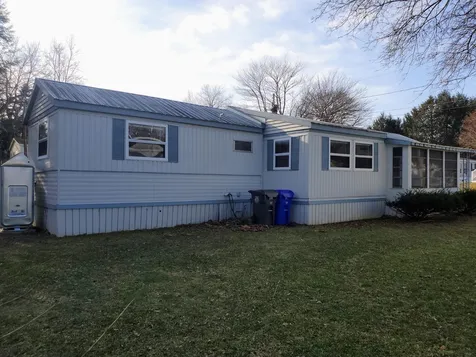 20 Oak Hill Drive Hampstead NH 03841