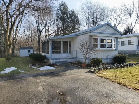 20 Oak Hill Drive Hampstead NH 03841