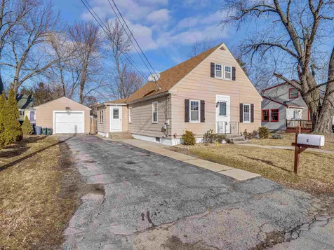 8 Blanchard Street Nashua NH 03060