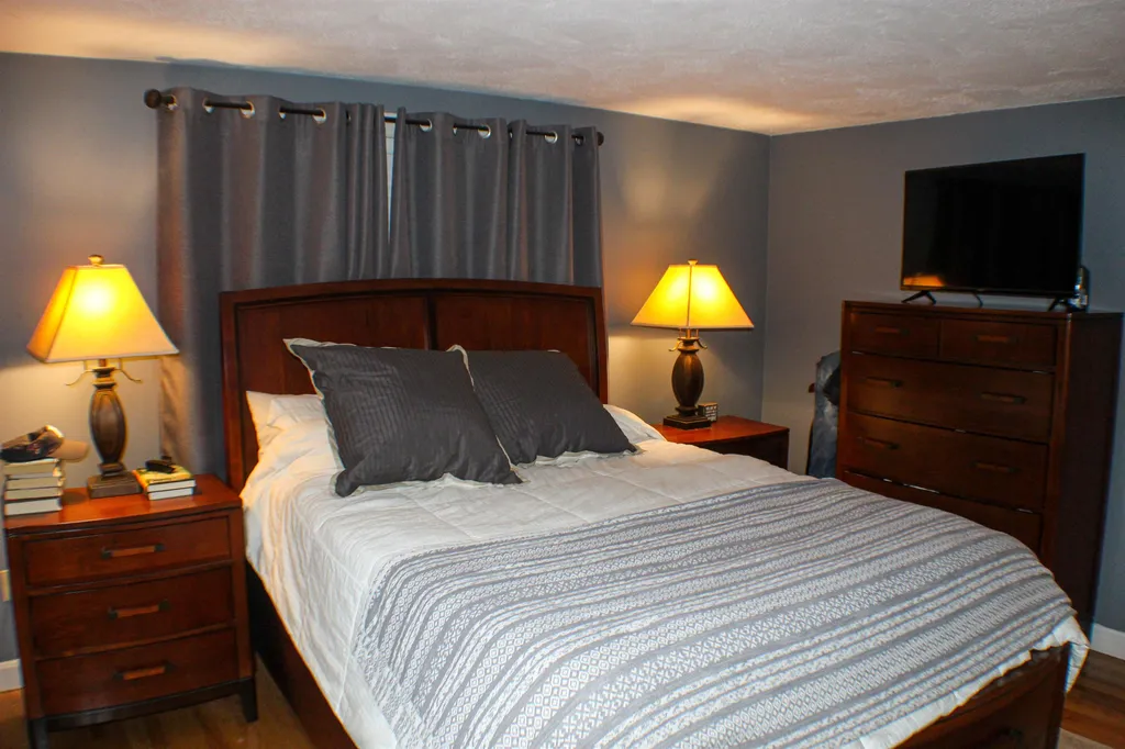 296 Dover Point Road Dover NH 03820