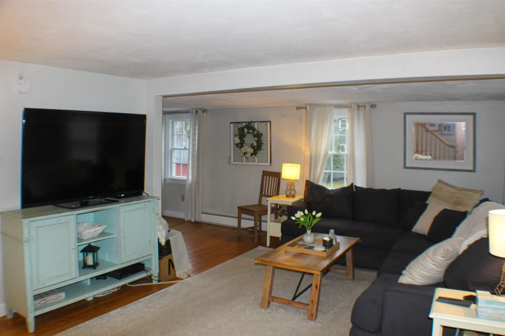 296 Dover Point Road Dover NH 03820