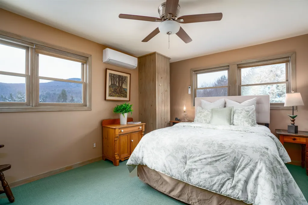 250 Hoadley Brook Lane Stowe VT 05672