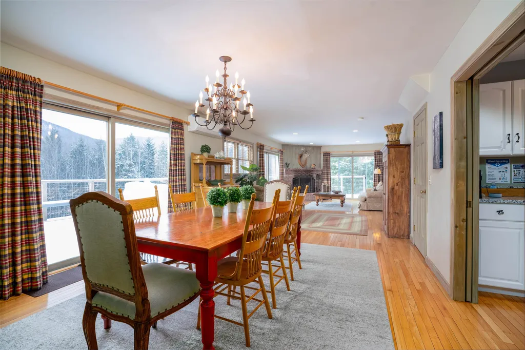 250 Hoadley Brook Lane Stowe VT 05672