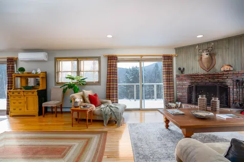250 Hoadley Brook Lane Stowe VT 05672