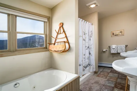 250 Hoadley Brook Lane Stowe VT 05672