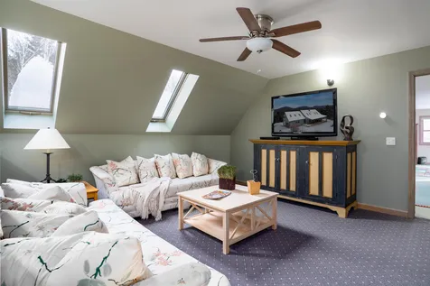 250 Hoadley Brook Lane Stowe VT 05672
