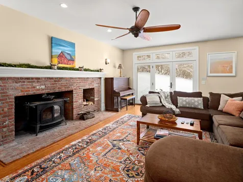 72 Sallies Lane Stowe VT 05672