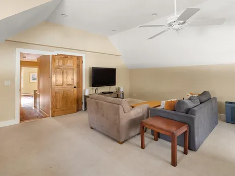 72 Sallies Lane Stowe VT 05672