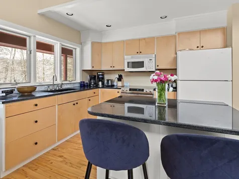 72 Sallies Lane Stowe VT 05672
