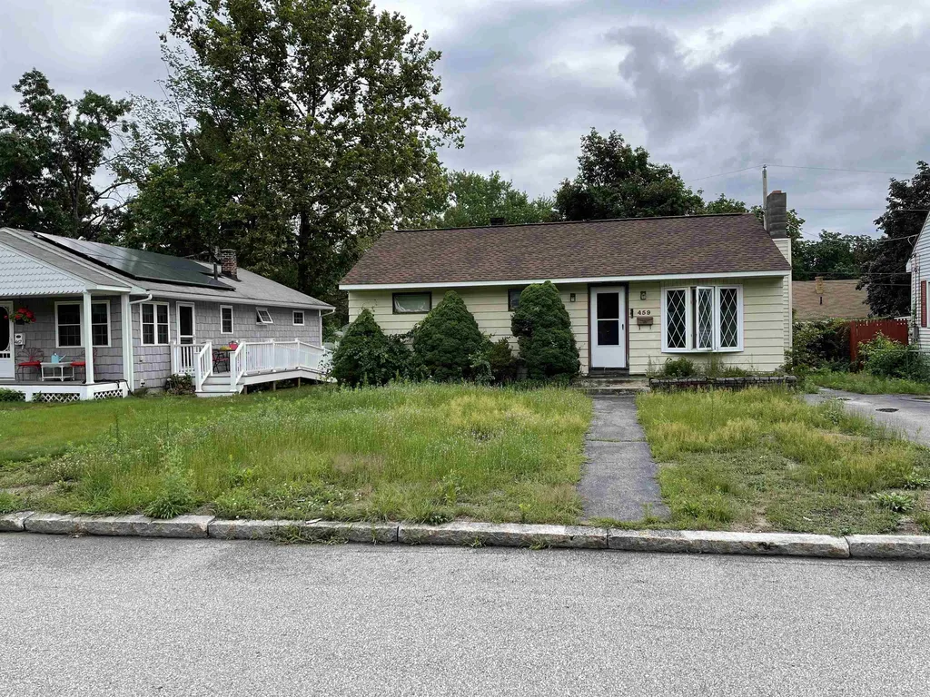 459 Youville Street Manchester NH 03102