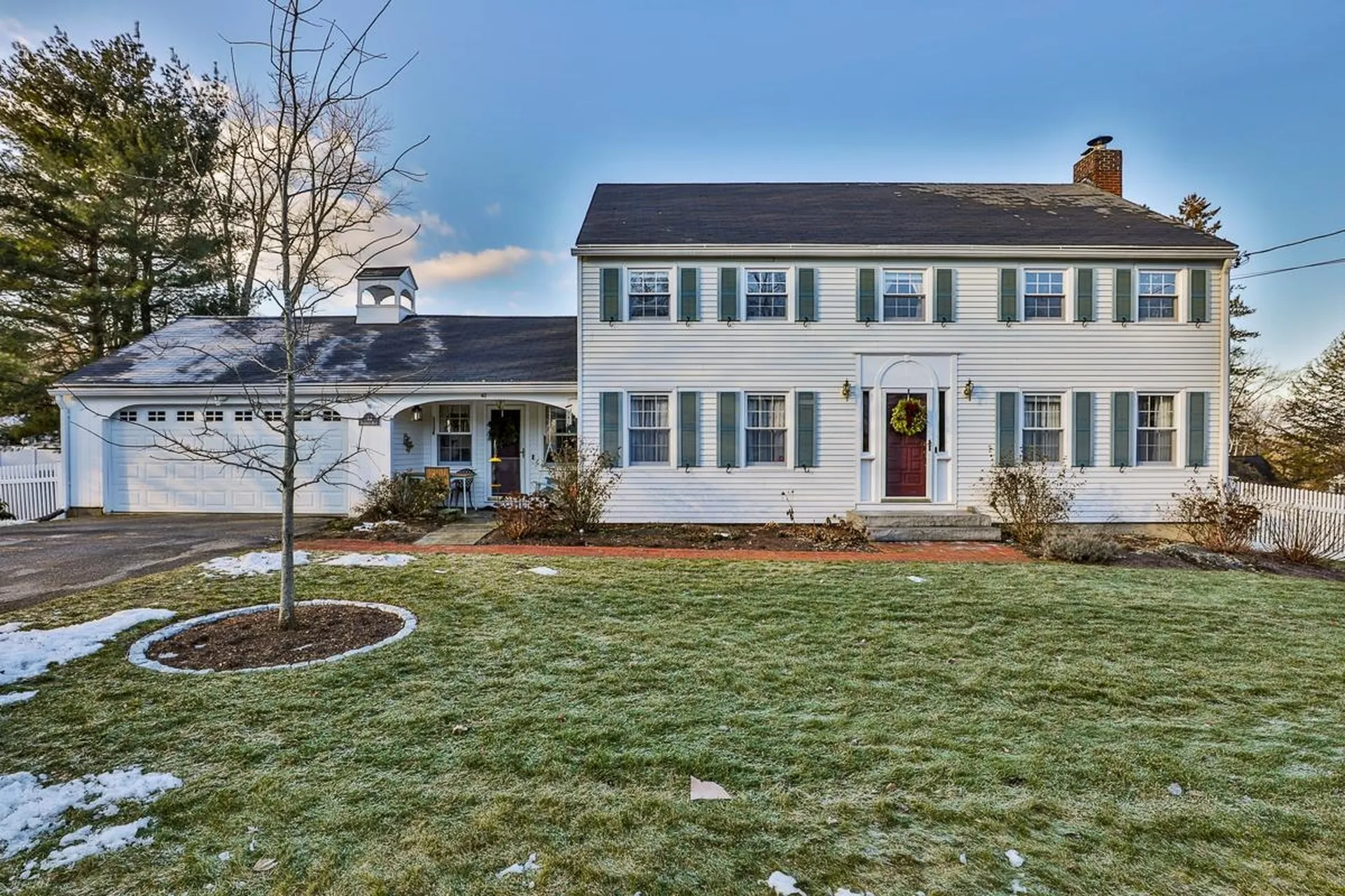 40 Magnolia Road Manchester NH 03104